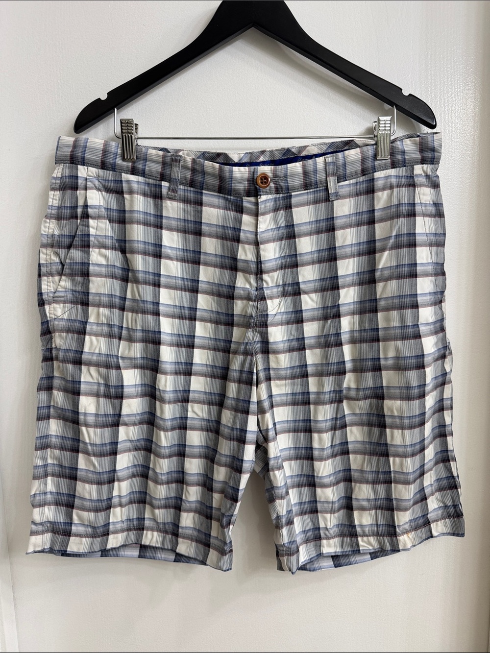 Tommy Bahama Plaid Flat Front Shorts - Blue & White